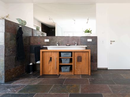 Moderne Schiefer-Dusche | stonenaturelle Onlineshop